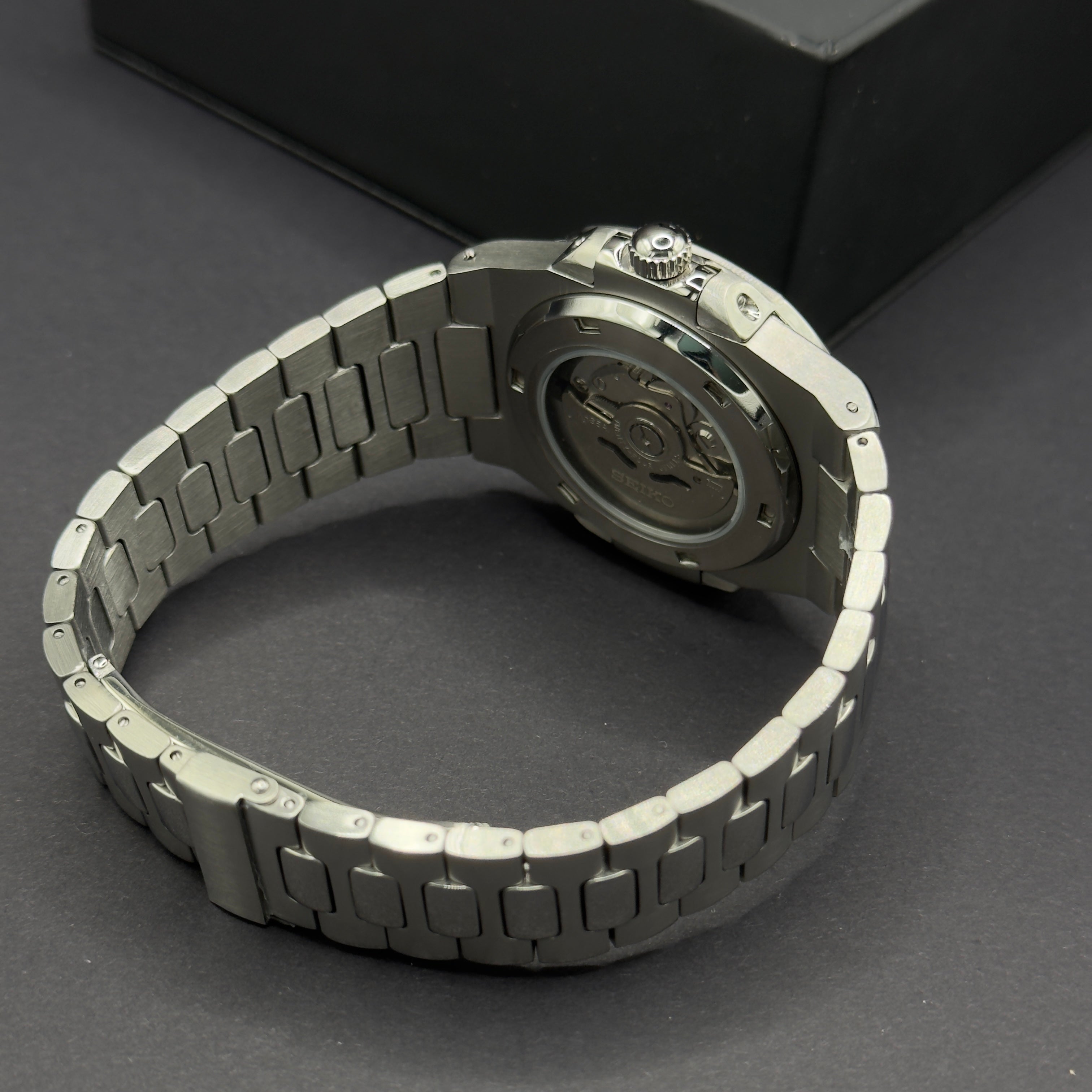Seiko Mod Nautilus Noir