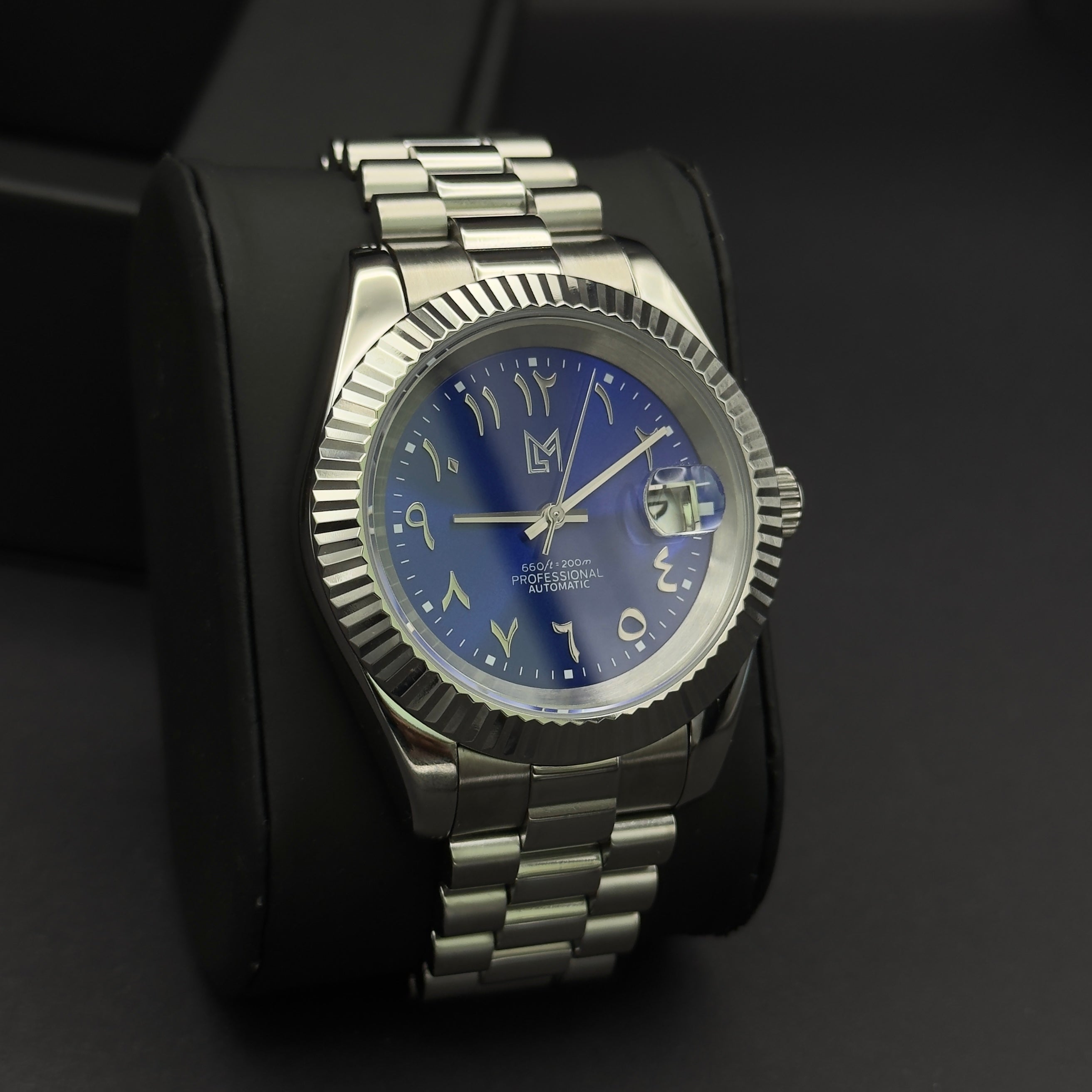 seiko arabic dial cadran bleu