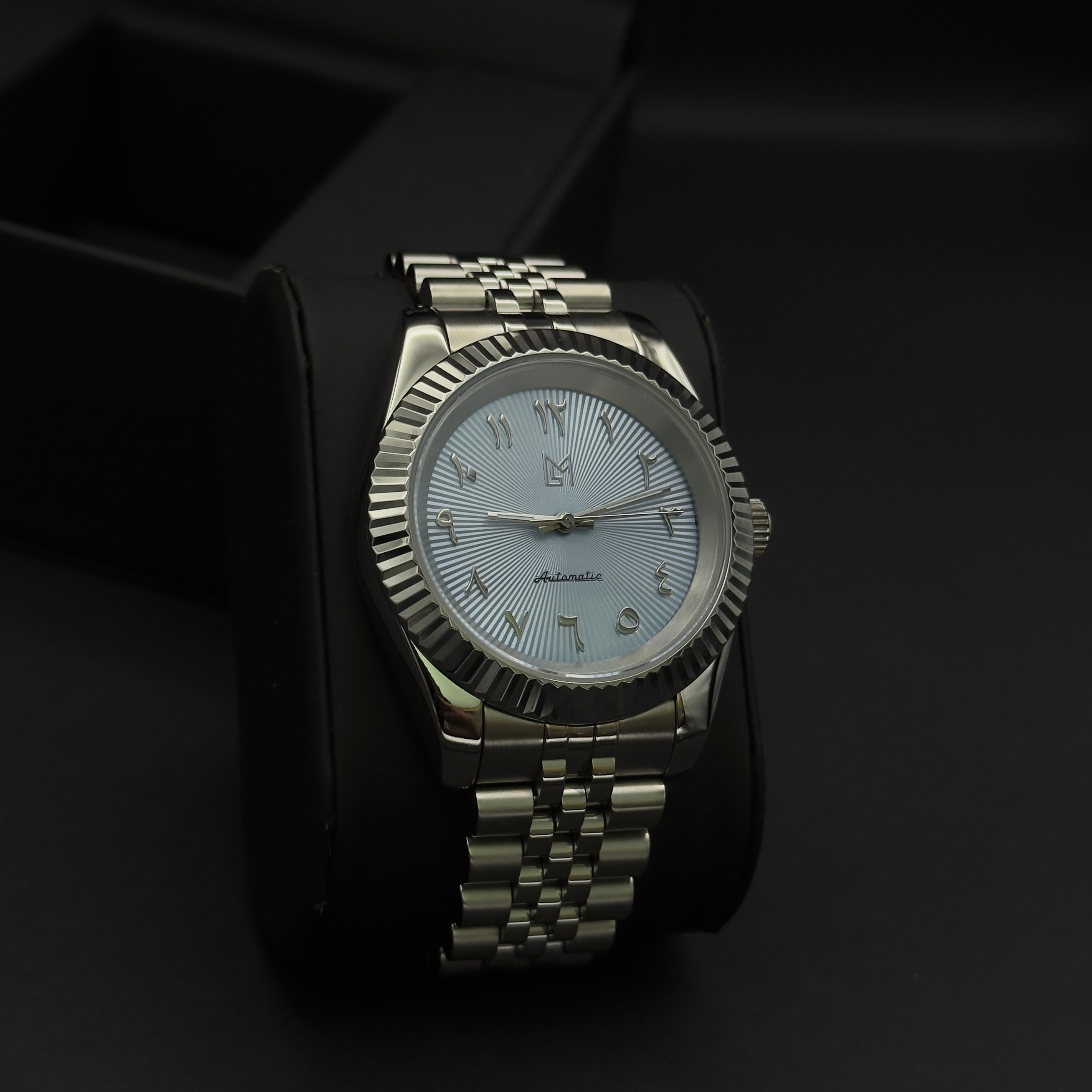seiko arabic dial light blue