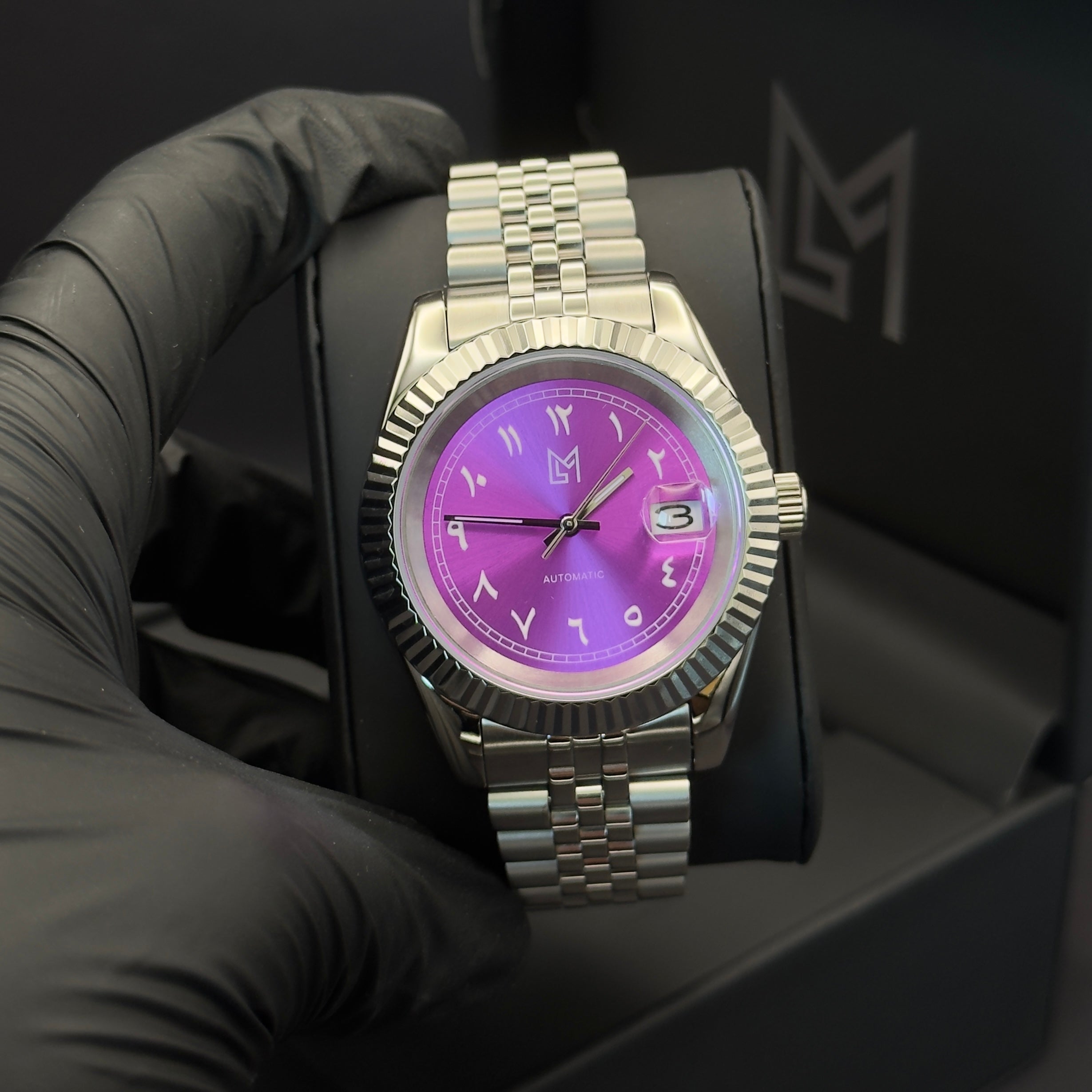 seiko arabic violet