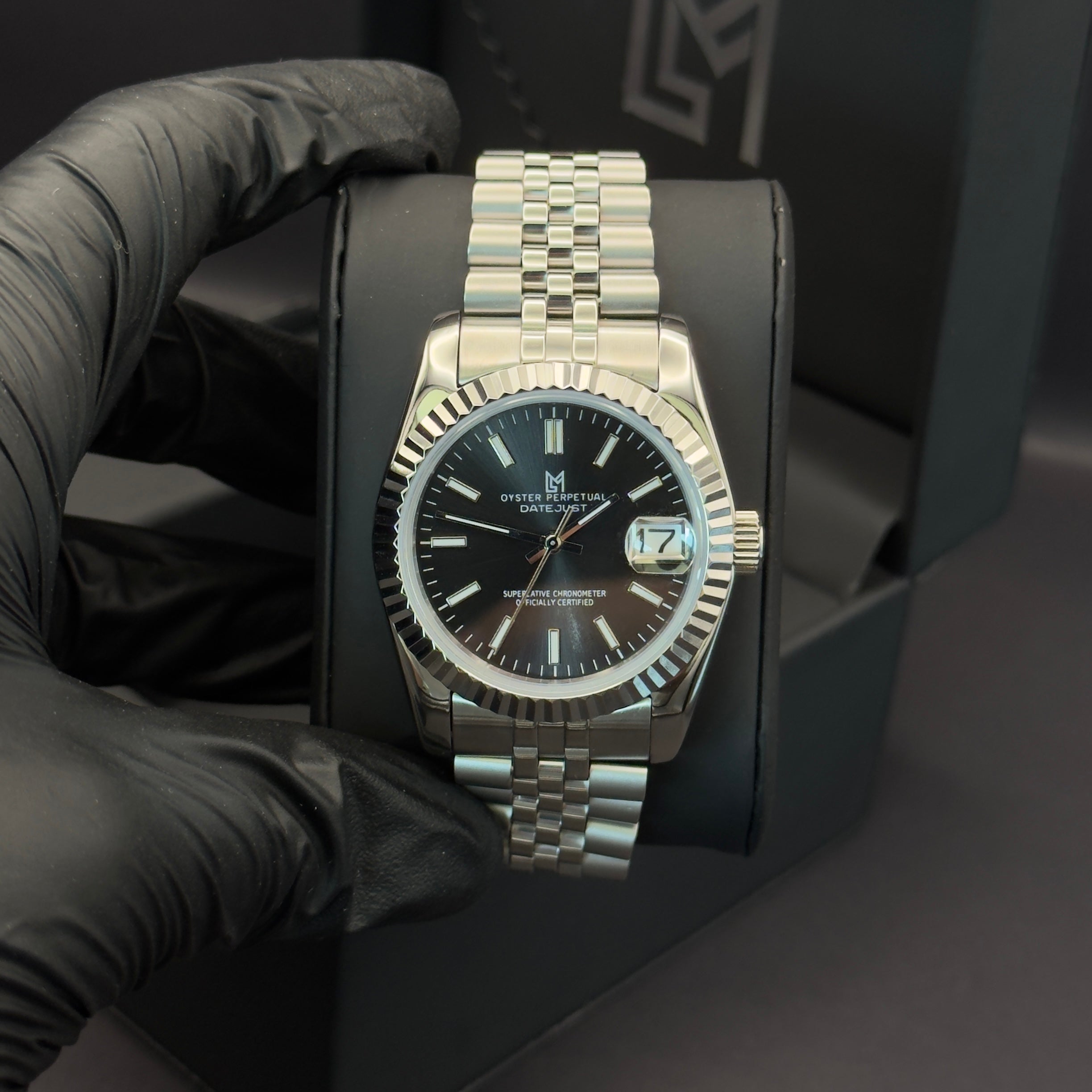 seiko datejust black