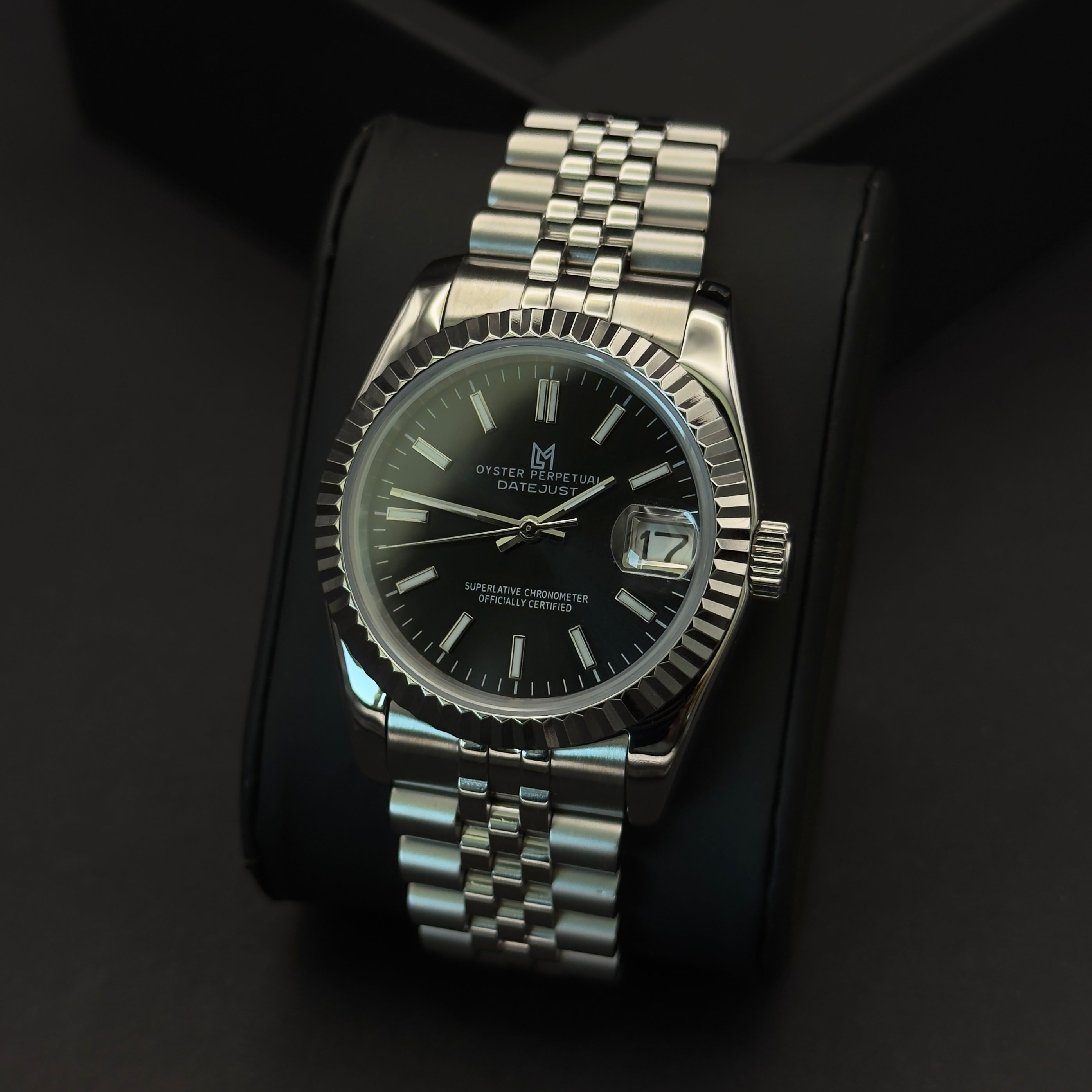 seiko datejust black