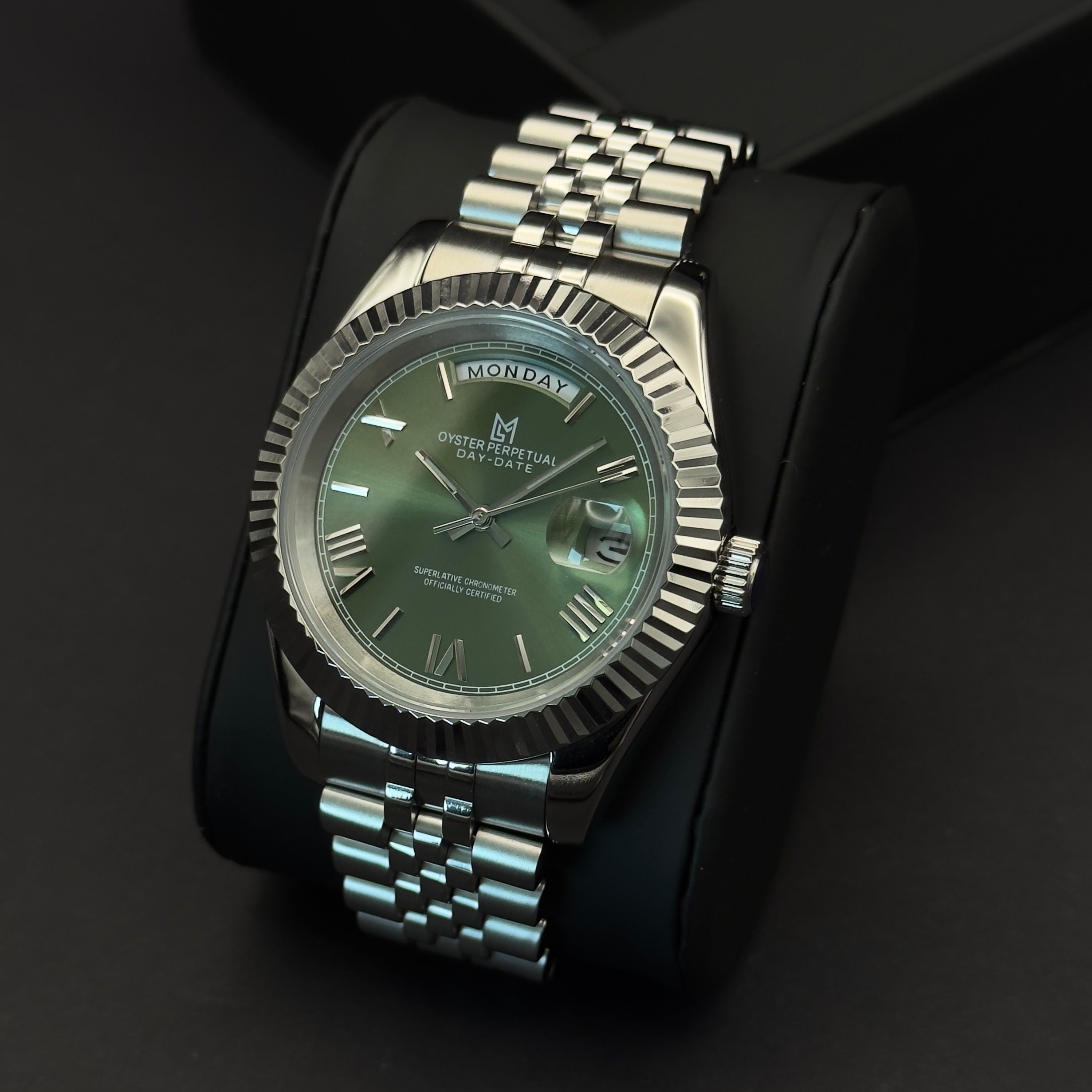 seiko day date green