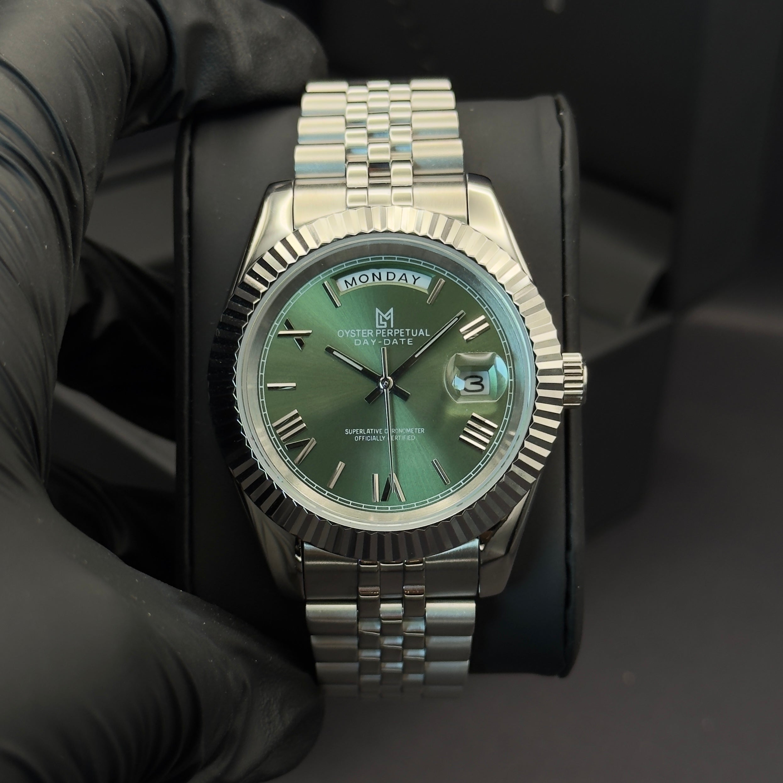 seiko day date green