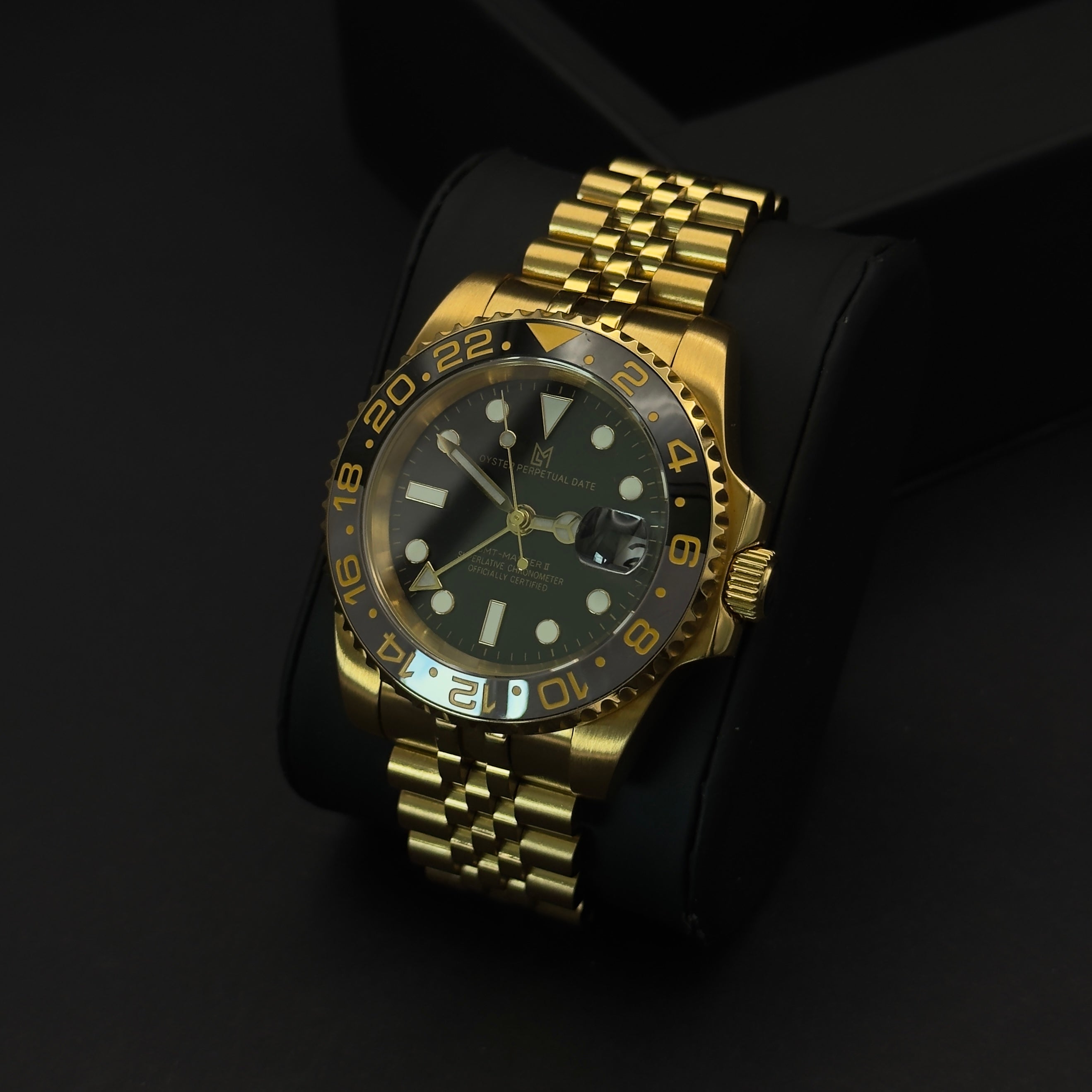 seiko gold gmt