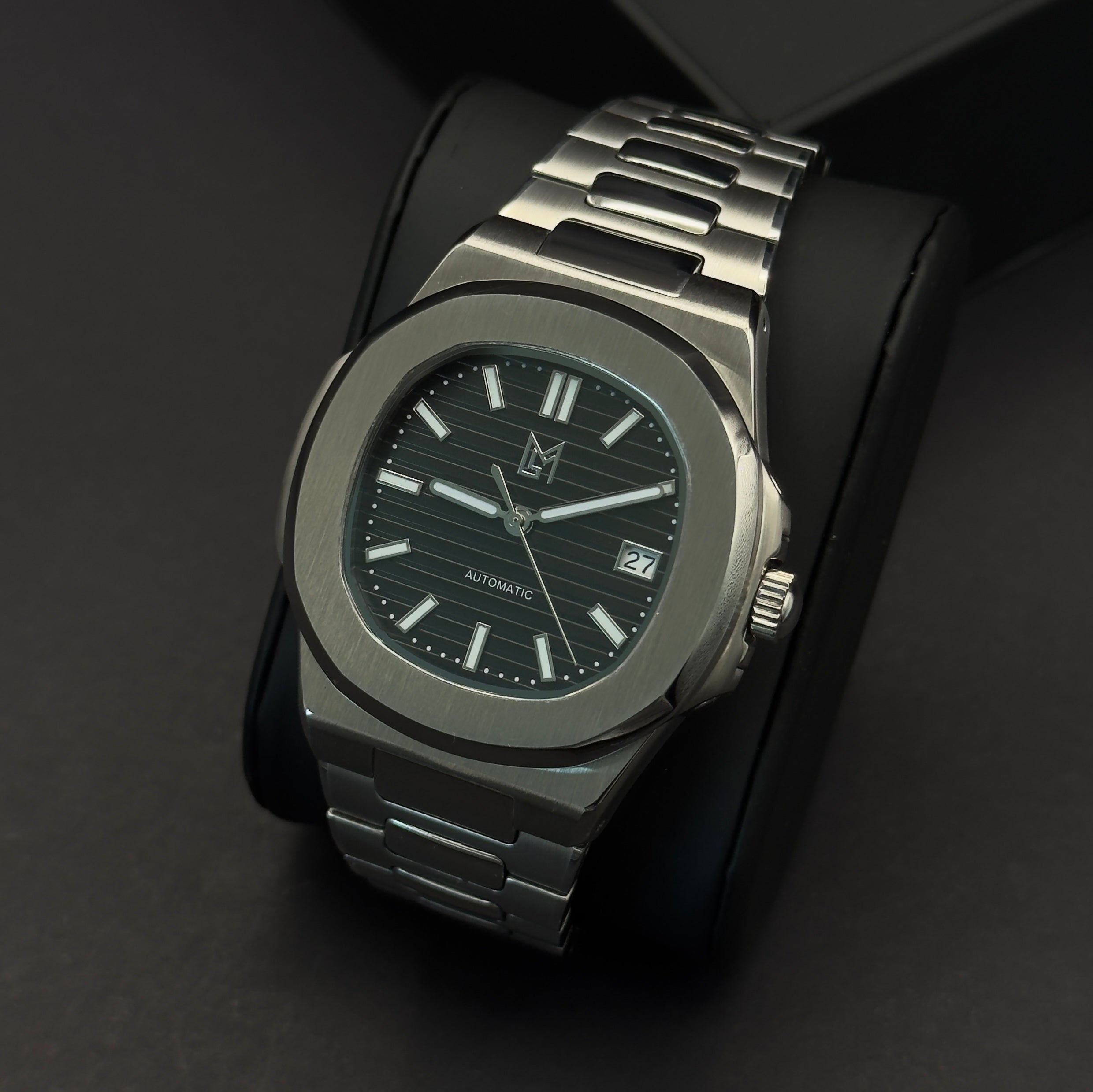 seiko black nautilus