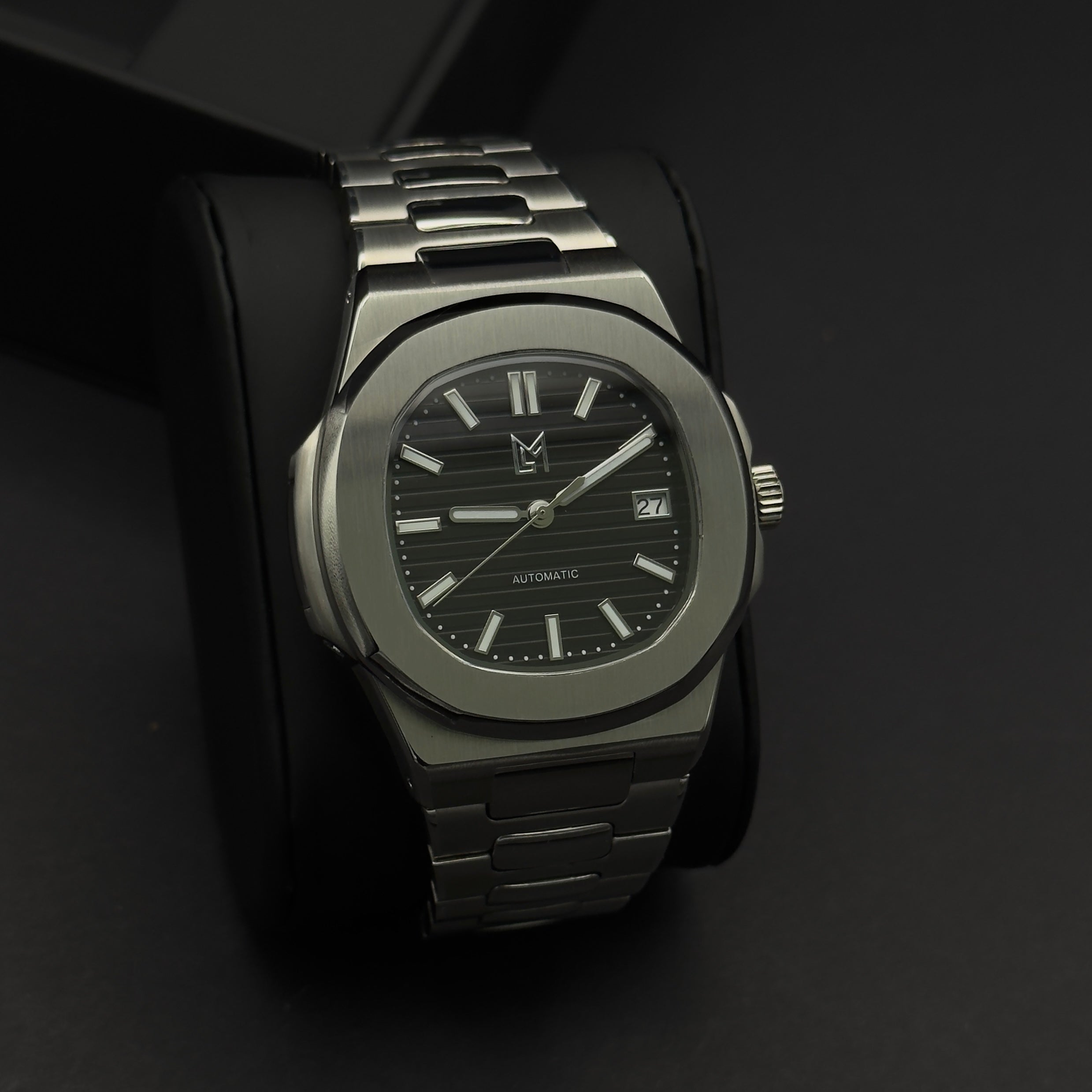 seiko mod nautilus black