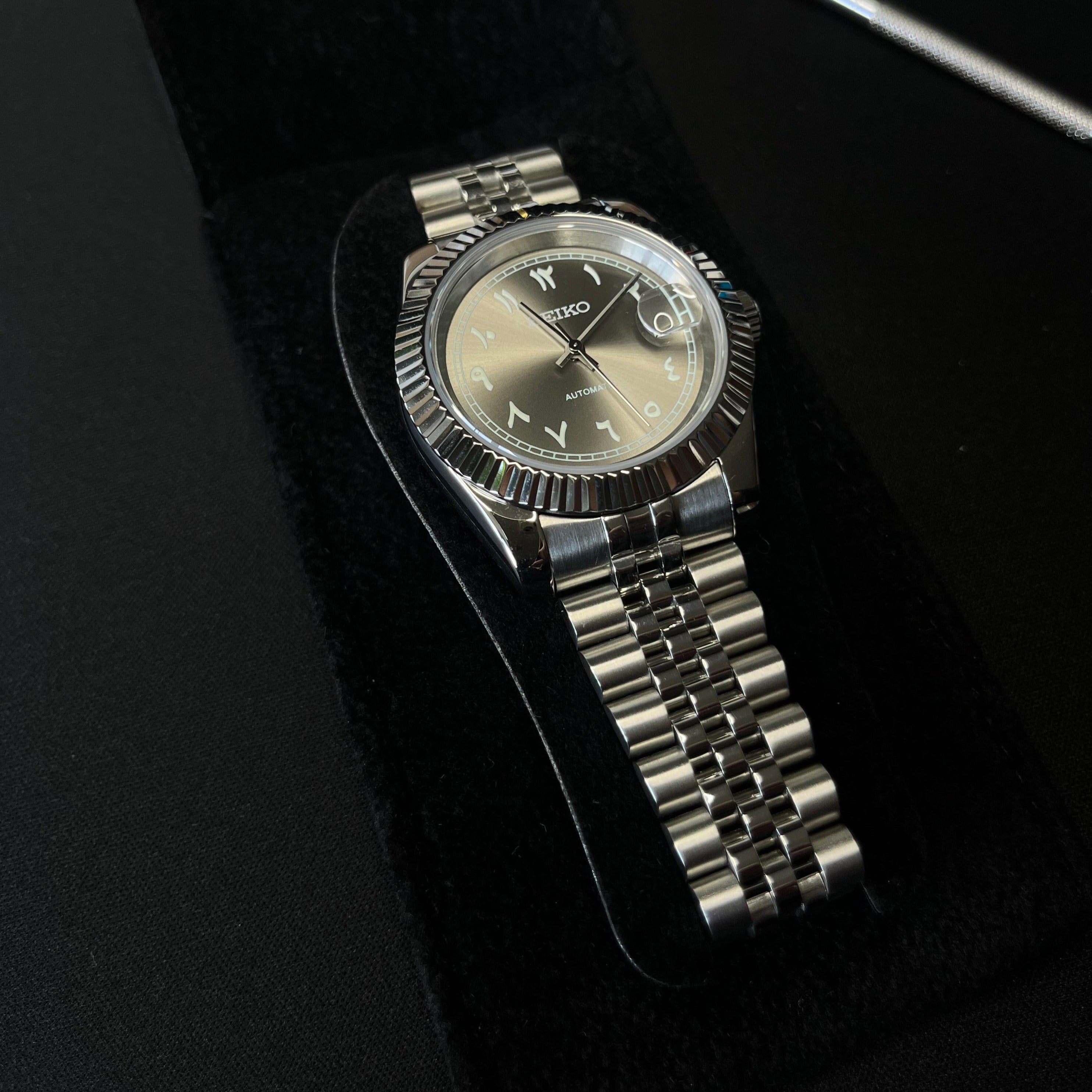 Seiko Datejust Arabic Dial Gris Aluminium - Luxury Mods