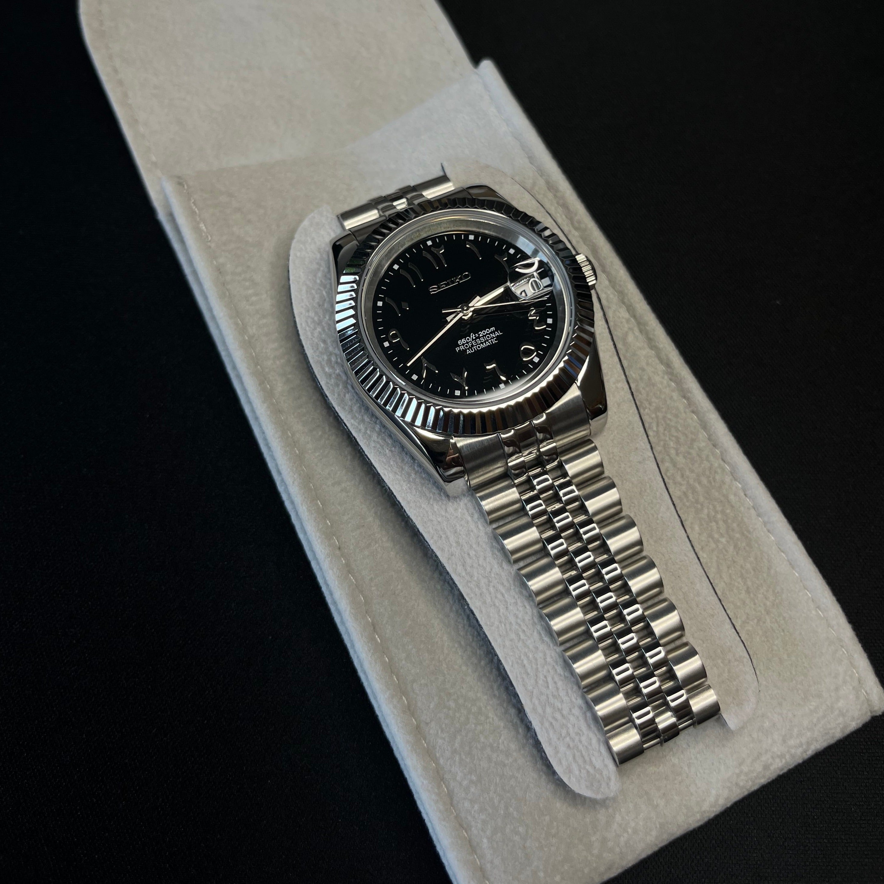 Seiko Datejust Arabic Dial Noir - Luxury Mods