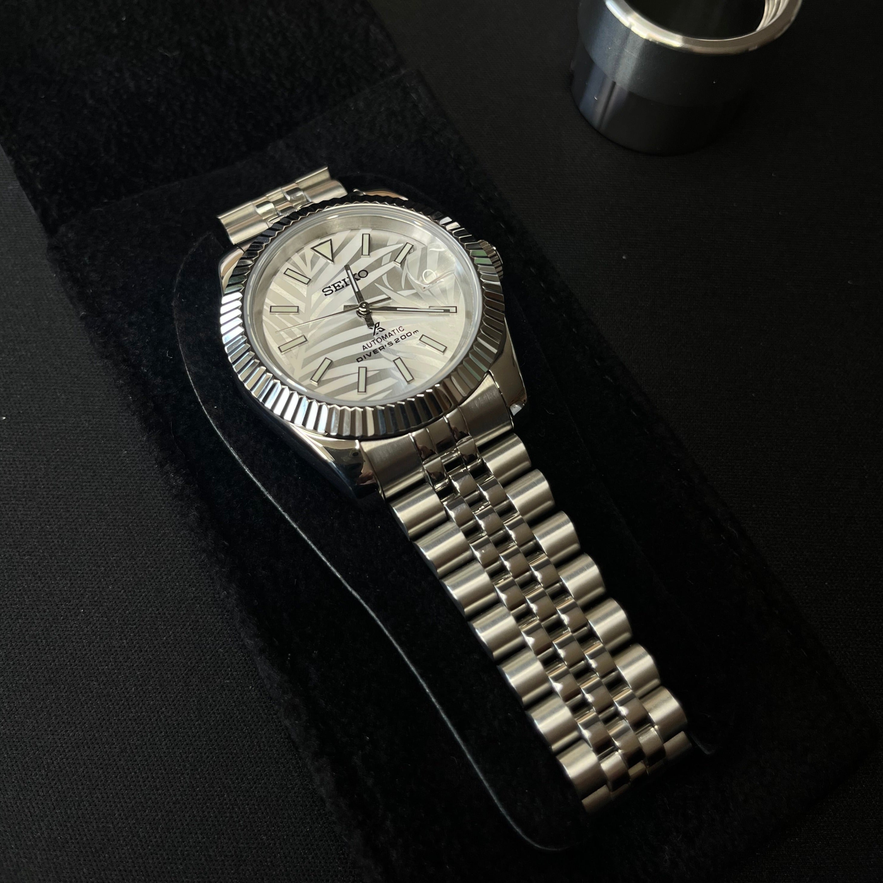 Seiko Datejust Arabic Dial Palm Blanc - Luxury Mods