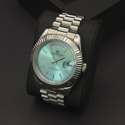 seiko mod day date ice blue