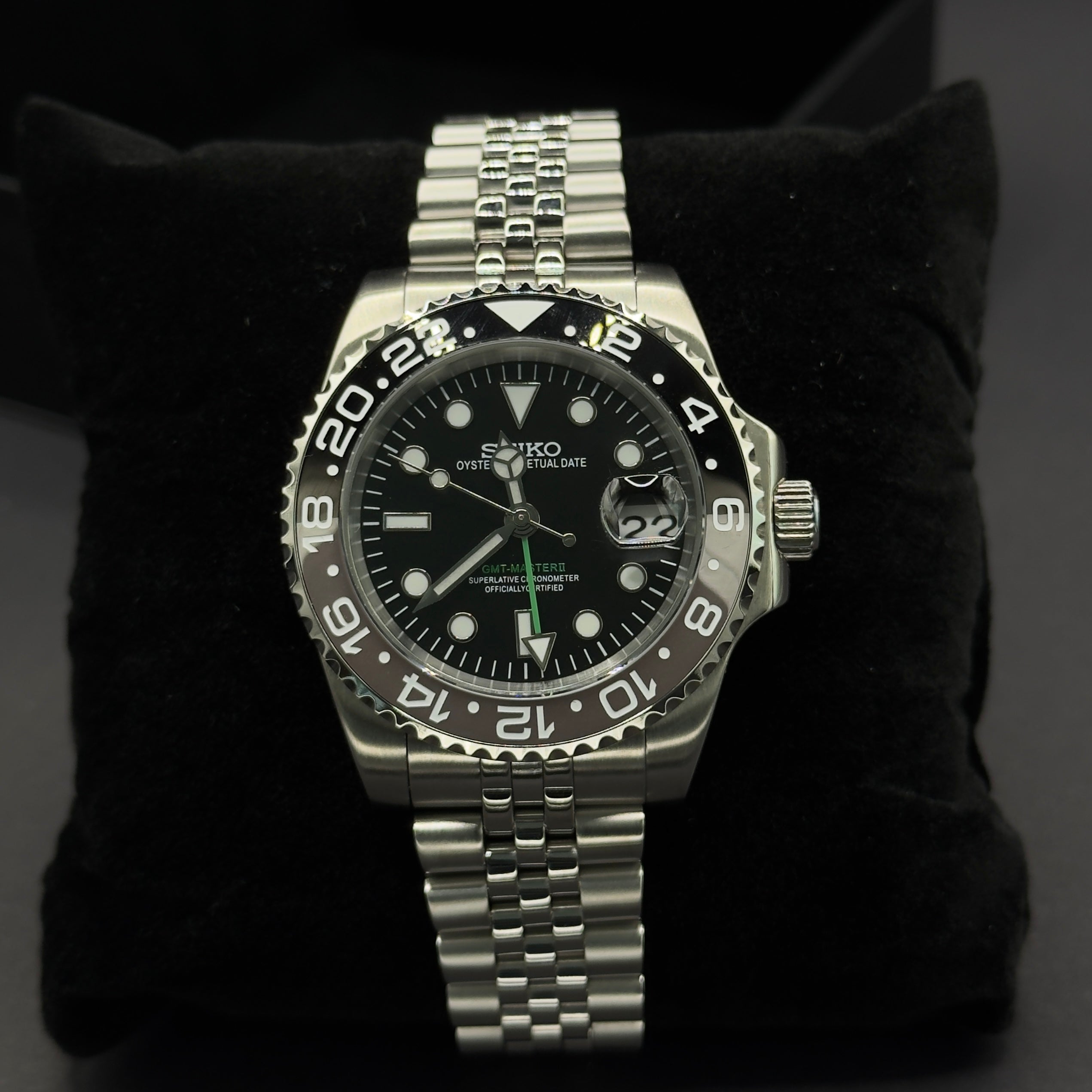 Seiko GMT Master II Bruce Wayne NH34