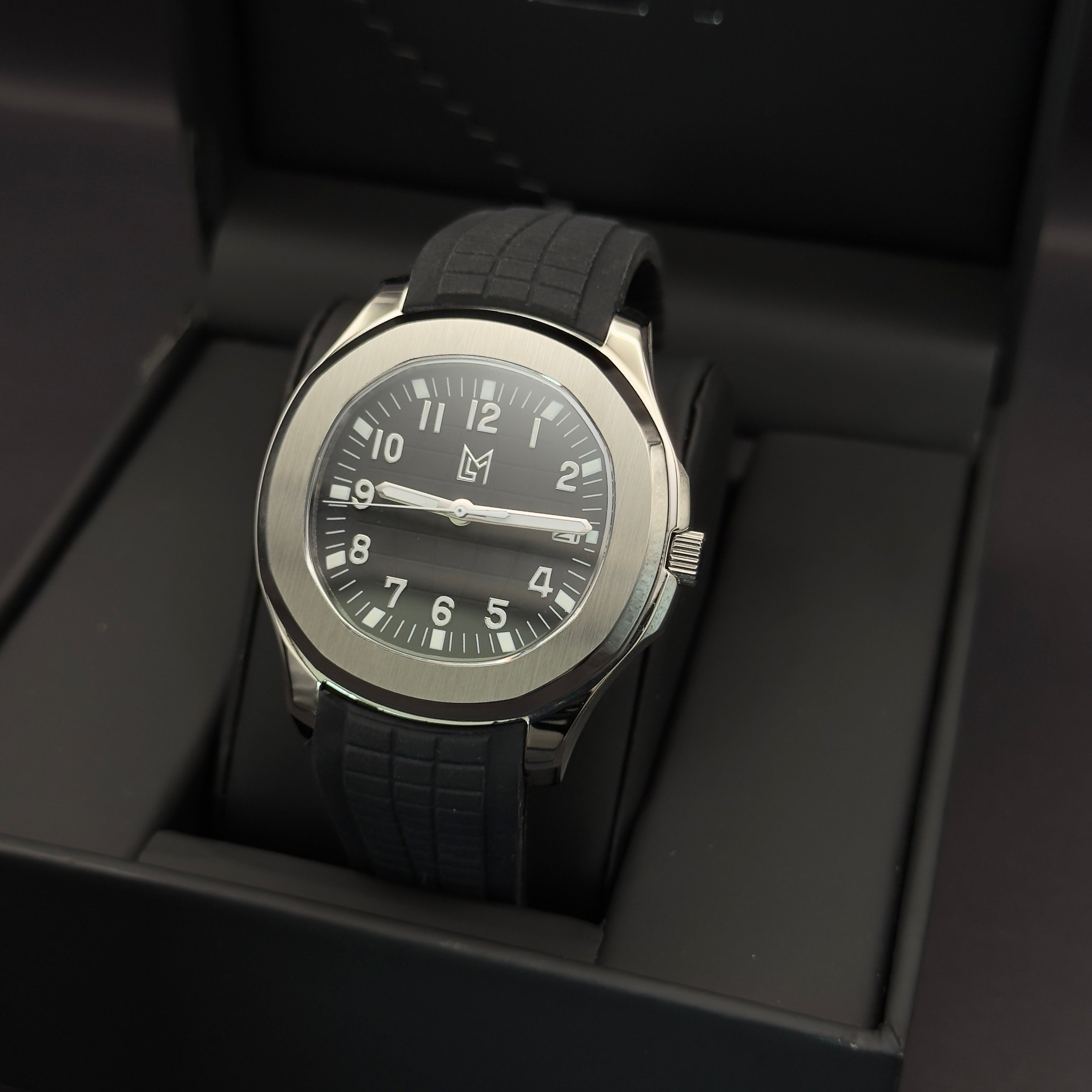 Seiko Mod Aquanaut Noire