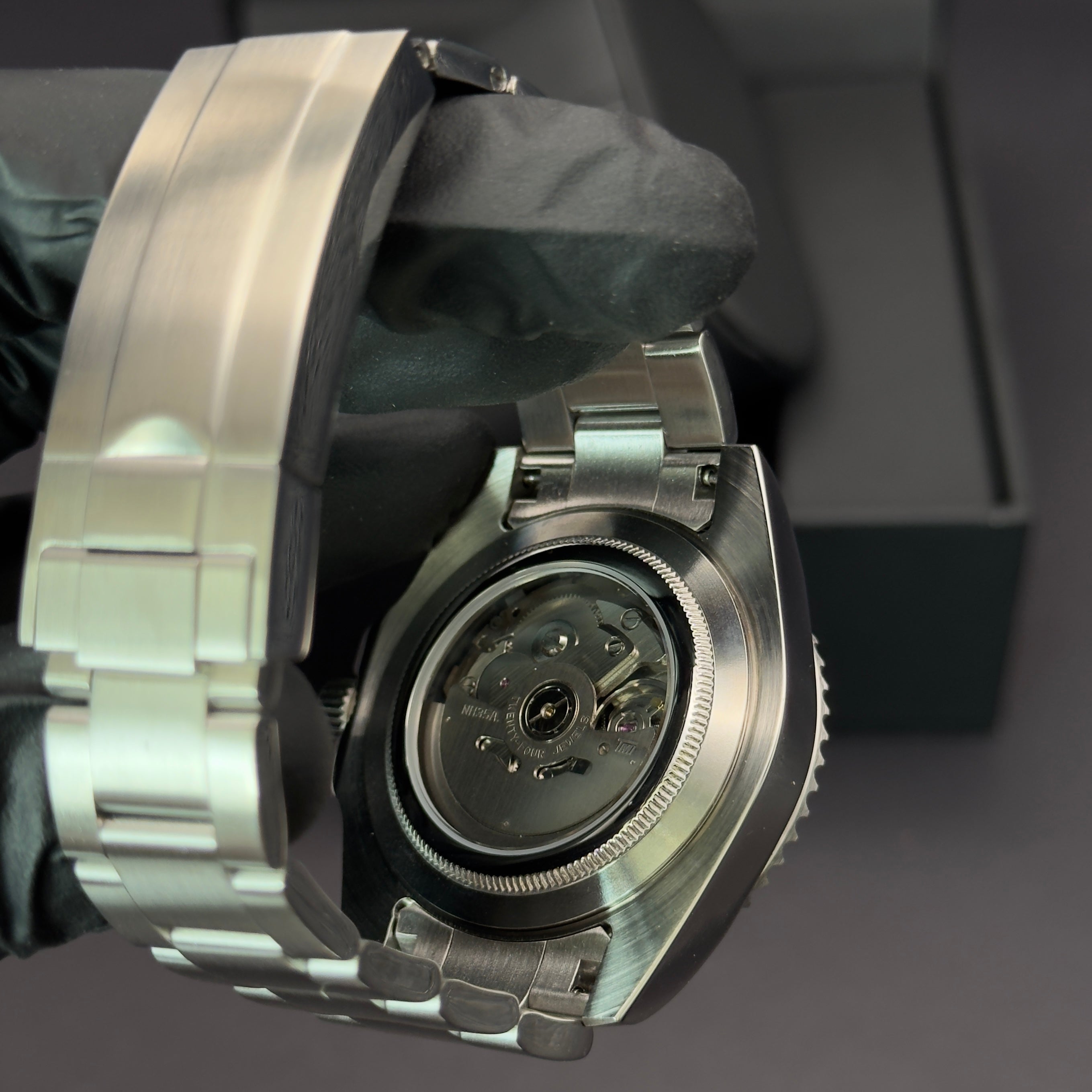Seiko Mod Submariner Hulk